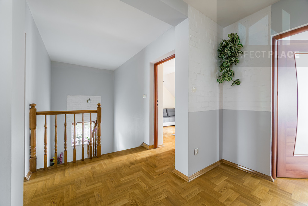 Dom Sprzedaż Halinów